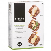 Smart snack with apple and cinnamon